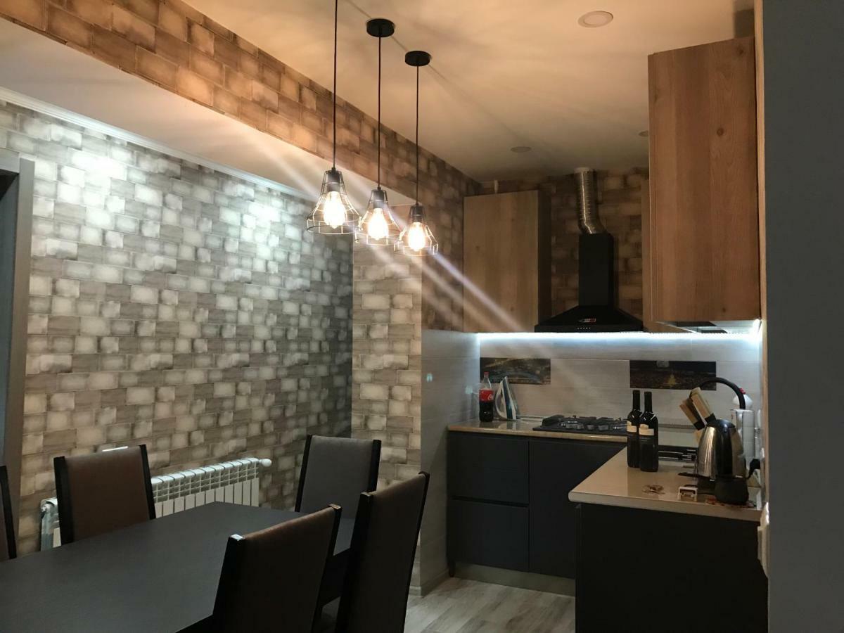 Luxury 4-Bedroom Apartment In The Center Tiflis Exterior foto